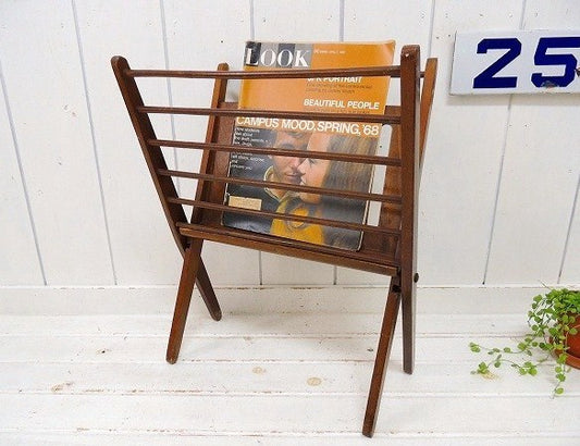ルーマニア・ミッドセンチュリー/木製・ヴィンテージ・マガジンラック/マガジンスタンド