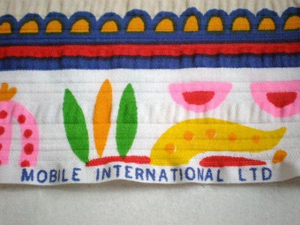 レトロポップな花柄・デッドストック・ヴィンテージ・ファブリック/生地 USA