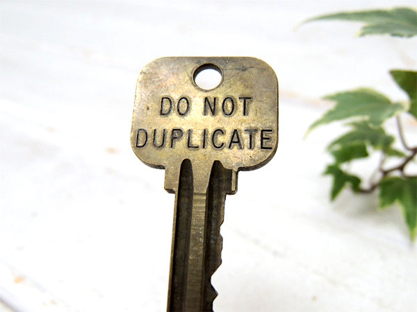 【DO NOT DUPLICATE&15】ヴィンテージ・真鍮製・OLDキー・鍵・KEY・刻印