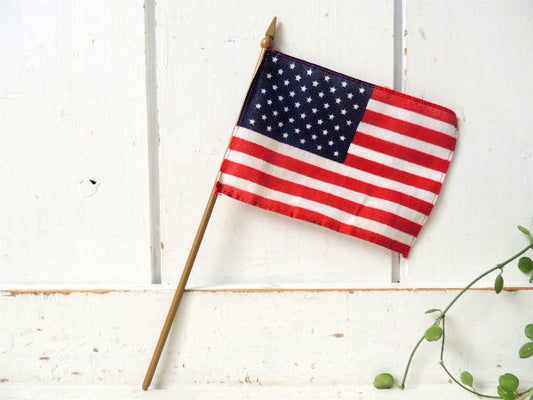 アメリカンフラッグ・50州 ポール付き・ヴィンテージ・アメリカ合衆国・星条旗③