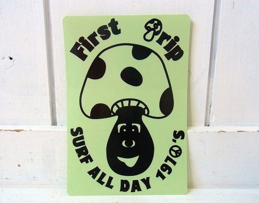 【FirstTrip】オリジナル・きのこステッカー(ブラック)