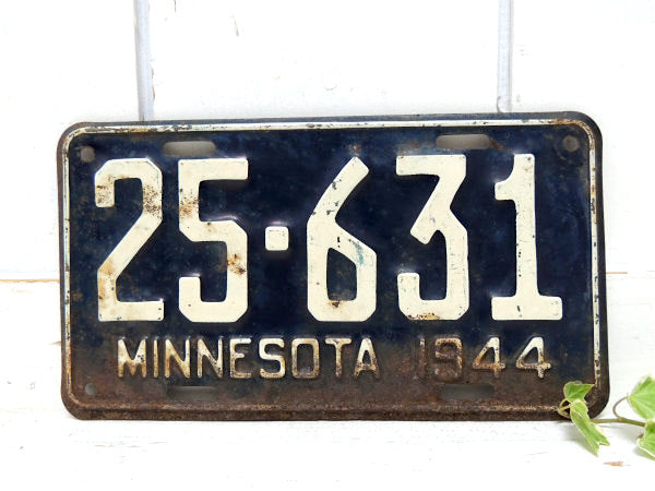 【送料込-値引き可】ビンテージ　U.S. ミネソタ州 ナンバープレート② 2025年最新Yahoo!オークション -$アメリカナンバープレート