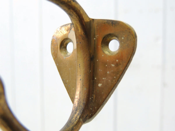 ペンキの付いた真鍮製・アンティーク・フック・ウォールフック・ハンガーフック USA