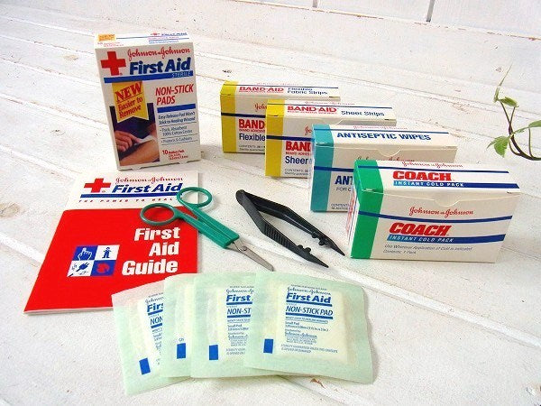 【ジョンソン&ジョンソン】FIRST AID・青色のヴィンテージ・救急箱 USA
