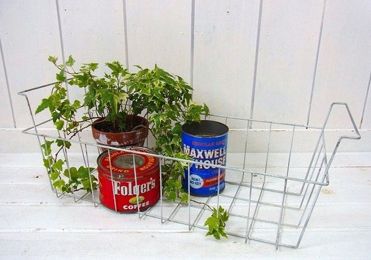 シャビーなヴィンテージ・ワイヤーバスケット/カゴ USA