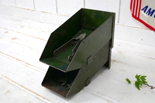 【STACKBIN】インダストリアル・カーキ・スタッキング・ヴィンテージ・工具トレイ・パーツ入れ②