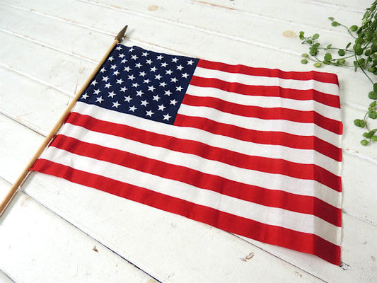 50★・星条旗・アメリカンフラッグ 木製ポール付き ヴィンテージ 旗 USA アメリカ合衆国・看板