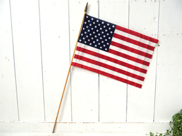 50★・星条旗・アメリカンフラッグ 木製ポール付き ヴィンテージ 旗 USA アメリカ合衆国・看板