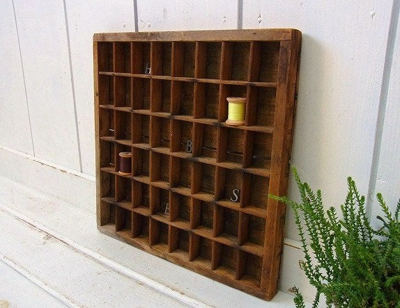 古い木製の小さなアンティーク・プリンタートレイ/飾り棚　USA