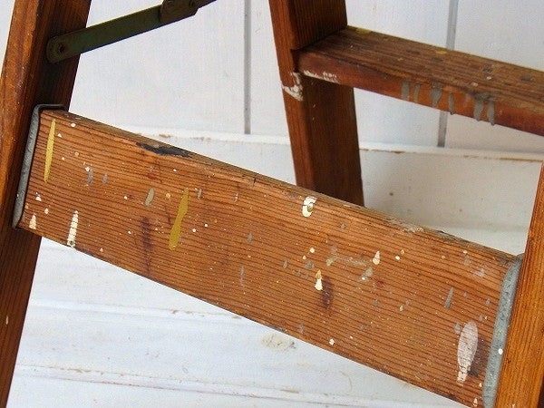 ペンキの付いた木製・アンティーク・ステップラダー/脚立　USA