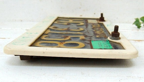 【カリフォルニア州/1960年代/ARMY】ビンテージ・ナンバープレート・USA