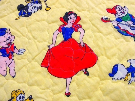 【TLC】ディズニー・ミッキー&ミニー&バンビ&白雪姫&3匹のこぶた柄・ヴィンテージ・マット