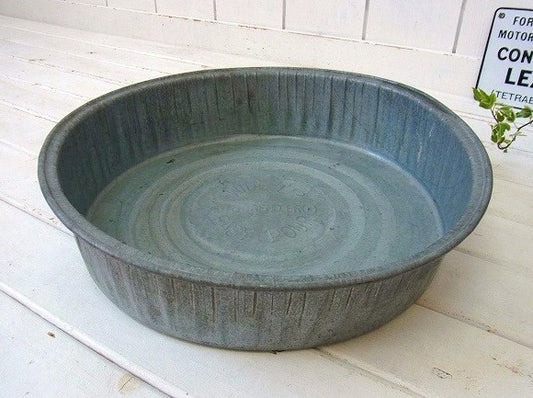 【AUTO TREND】ブリキ製・ヴィンテージ・タライ/たらい USA