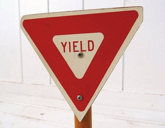 【YIELD】USA・木製・ヴィンテージ・卓上ストリートサイン/おもちゃ