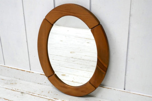 シンプルデザイン・木製フレーム・オーバル型・ヴィンテージ・ミラー・鏡・ウォールデコ・インテリア・無垢