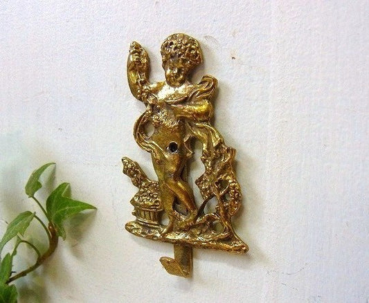 エンジェルと葡萄 真鍮製・60's・小さなアンティーク・フック/天使 USA