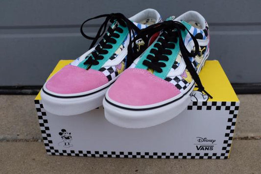 【USバンズ・VANS】ミッキーマウス・80's・ディズニー・コラボ・スニーカー・オールドスクール