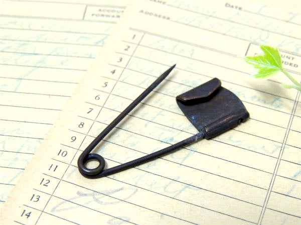 43 ナンバー入り 真鍮製 1950's アンティーク ランドリーピン 安全ピン USA