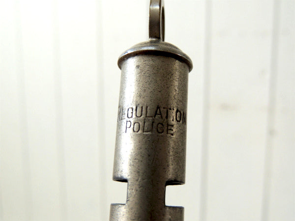 REGULATION・警察 ドイツ・ポリス・アンティーク・メタル製・ホイッスル・笛