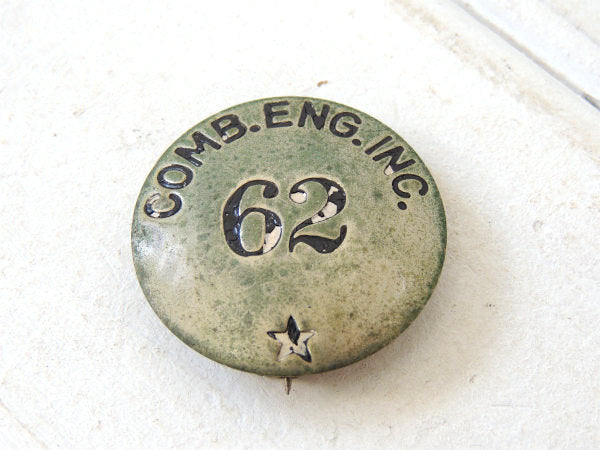 【62★消防士・ファイアーファイター】オールド・アンティーク&ヴィンテージ・バッジ・ブローチ