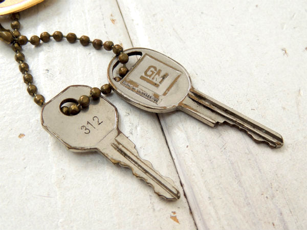 1956s・GM アメ車 US ヴィンテージ シボレー・キャデラック・キーホルダー・鍵 2本付き