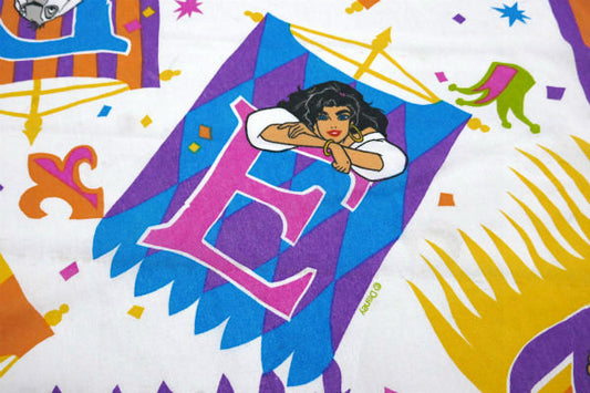 【ノートルダムの鐘】ディズニー・エスメラルダ・ヴィンテージ・ユーズドシーツ(ボックスタイプ) USA