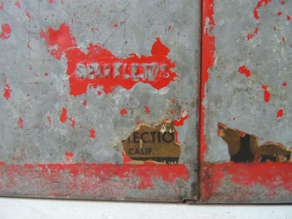 USA!赤色のメタル製・工業系・仕切り付き・ヴィンテージ・ツールボックス/ツールバスケット