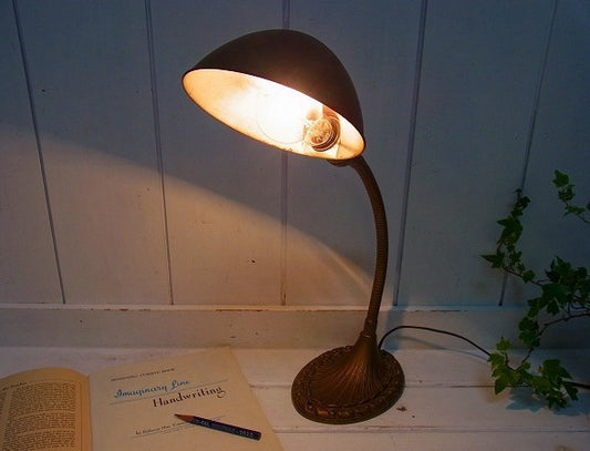 ゴールドトーン・グースネック・アンティーク・デスクランプ/照明 USA