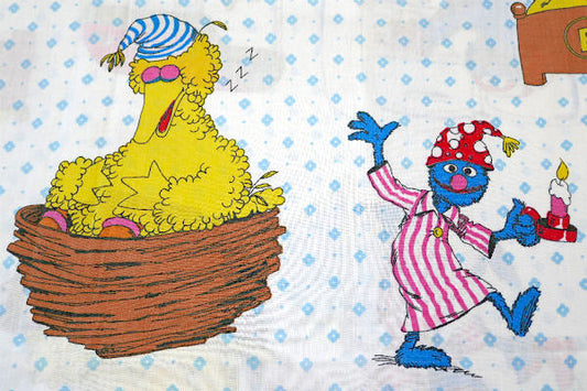 セサミストリートの仲間たち ベッド&パジャマ柄 ヴィンテージ ユーズドシーツ(1/2) リメイク