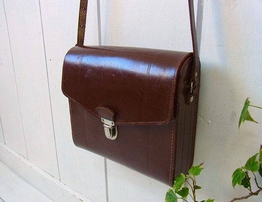 ドイツ製・アンティーク・レザー・ショルダーバッグ/革製/カバン/Germany