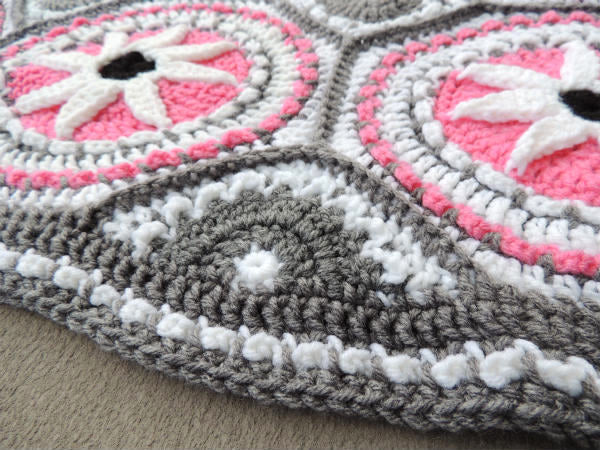 送料無料! アメリカ セドナ お花 立体 モチーフ編み ハンドメイド ニットブランケット グラニーブランケット 未使用