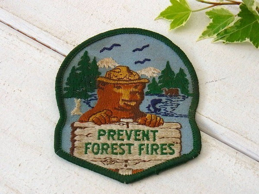 【スモーキーベア/熊/刺繍】ビンテージ・ワッペン/パッチ/USA