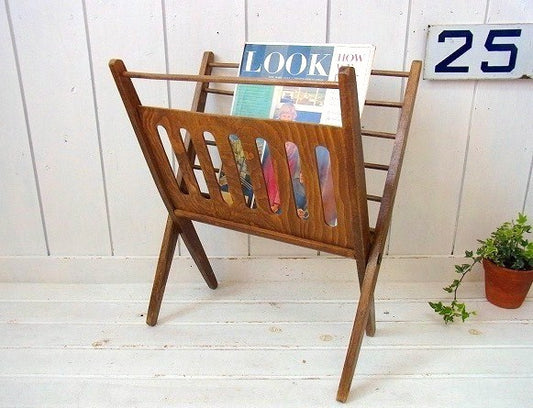 【Lobeco ROMANIA】ルーマニア・木製・ヴィンテージ・マガジンラック/ミッドセンチュリー