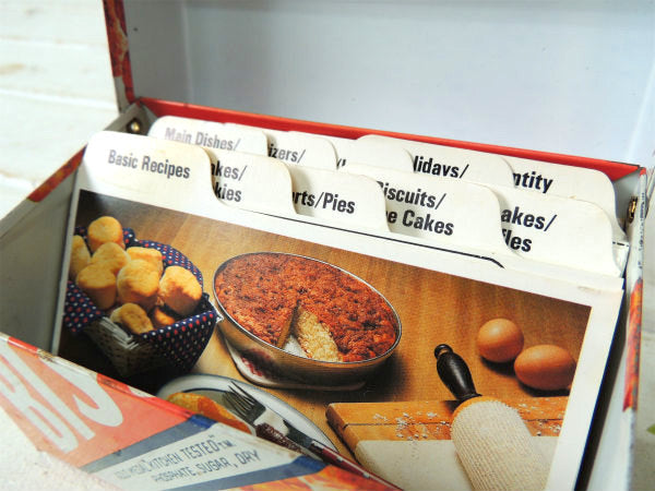 【BISQUICK】ビスクイック・たくさんのレシピカード付き・ビンテージ・レシピボックス/レシピ缶