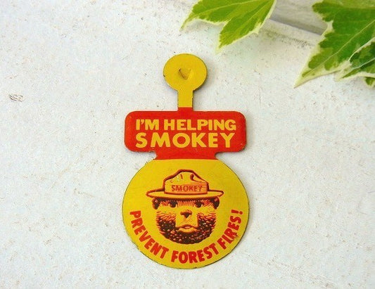 スモーキーベア 熊 ティン製 森林火災防止 キャラクター ヴィンテージ・ピンバッジ 缶バッジ USA キャラクター