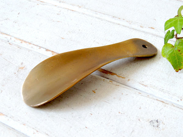 【Brass・シンプルデザイン】真鍮製・ヴィンテージ・シューホーン・靴べら・ゴールドカラー