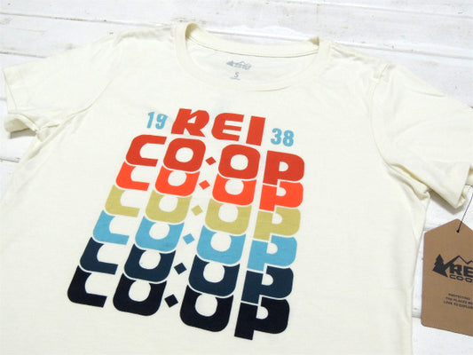 【REI COOP】80周年記念・レインボー柄・ウィメンズ・Tシャツ・ファッション(S)・アウトドア