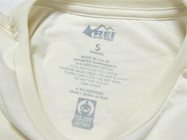 【REI COOP】80周年記念・レインボー柄・ウィメンズ・Tシャツ・ファッション(S)・アウトドア