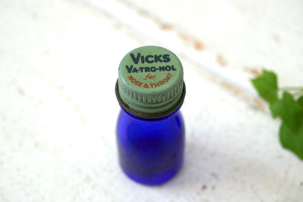 VICKS VA-TRO-NOL・ヴィックス アンティーク・コバルトブルー・小さな ガラス 瓶・薬瓶
