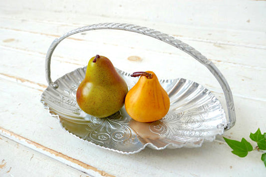 ハンマードフィニッシュ フラワー リーフ柄 アルミ製 50's ヴィンテージ バスケット トレイ エレガント