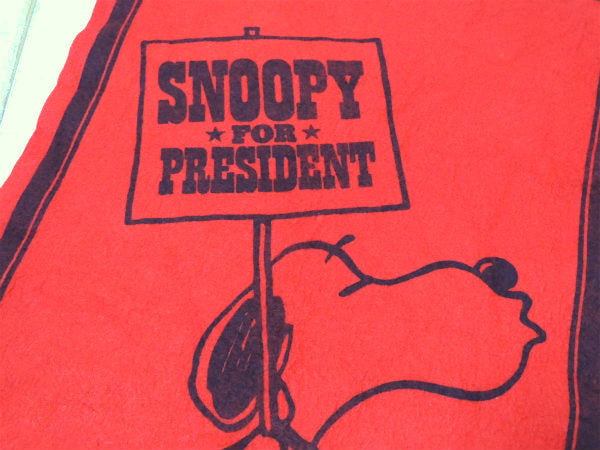 【SNOOPY】スヌーピー・60年代・赤色フェルト製・ヴィンテージ・ペナント・バナー・タペストリー