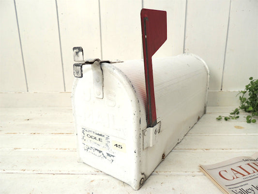 【U.S MAIL・45】USA・白色のブリキ製・ヴィンテージ・メールボックス/ポスト/郵便