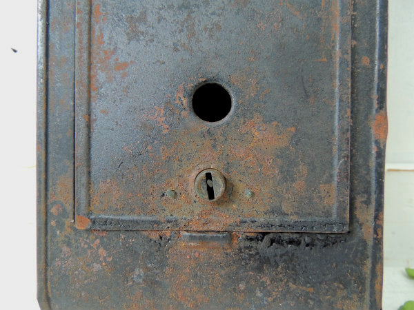 USA!ノスタルジックな黒色のティン製・アンティーク・メールボックス/郵便受け/ポスト