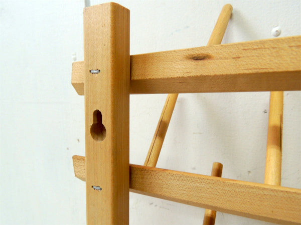 【June Tailor】USA・壁掛け式・木製・スプールホルダー/糸巻きホルダー