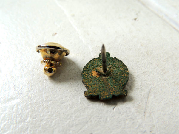 AAA・トリプルエー 自動車 カリフォルニア・AUTOMOBILE・ビンテージ・ピンバッジ・USA