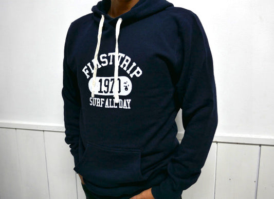 【First Trip】ファーストトリップ・カレッジロゴ・オリジナル・プルオーバーパーカー・ネイビー