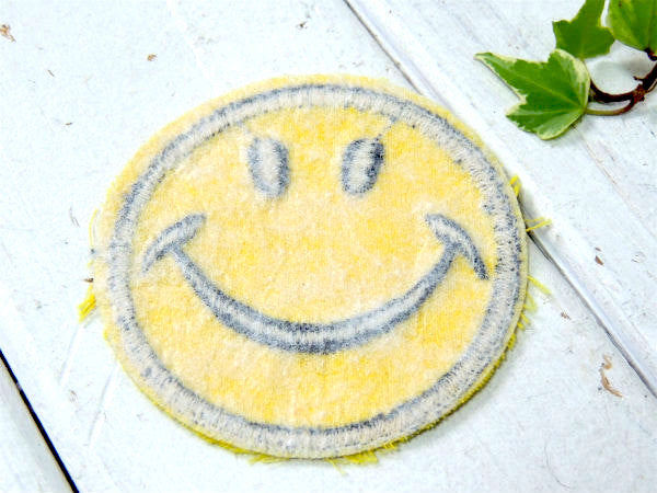 【スマイル・smile・笑顔】1970~ヴィンテージ・刺繍・ワッペン・USA・デッドストック・当時物