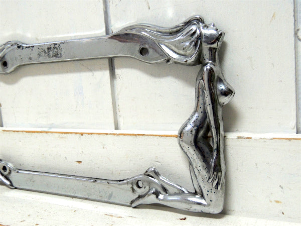 【MADE IN USA】美女ヌード・モチーフ・アメ車・ナンバーフレーム・オートパーツ・アクセサリー