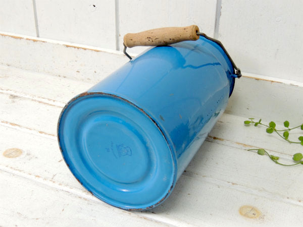 【ポーランド製】青色・木製ハンドル付き・アンティーク・ミルク缶/ミルクポット/POLAND
