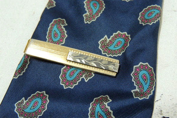 【Anson】ゴールド×シルバーの装飾・リーフ柄・シンプルなデザイン・タイピン・タイバー